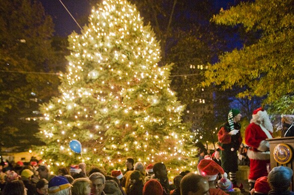 rittenhouse-square-holiday-tree-lighting-587-587x0